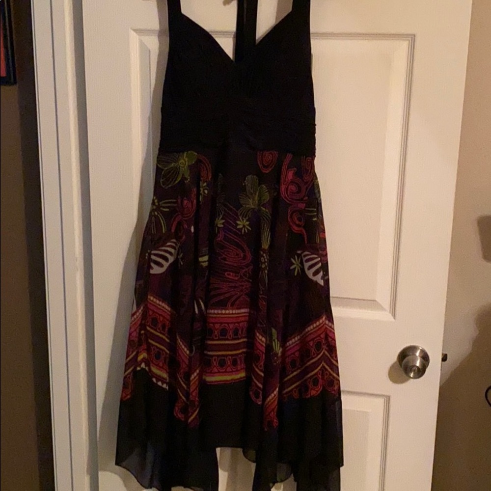 Dress (flowered) - Picture 2 of 3